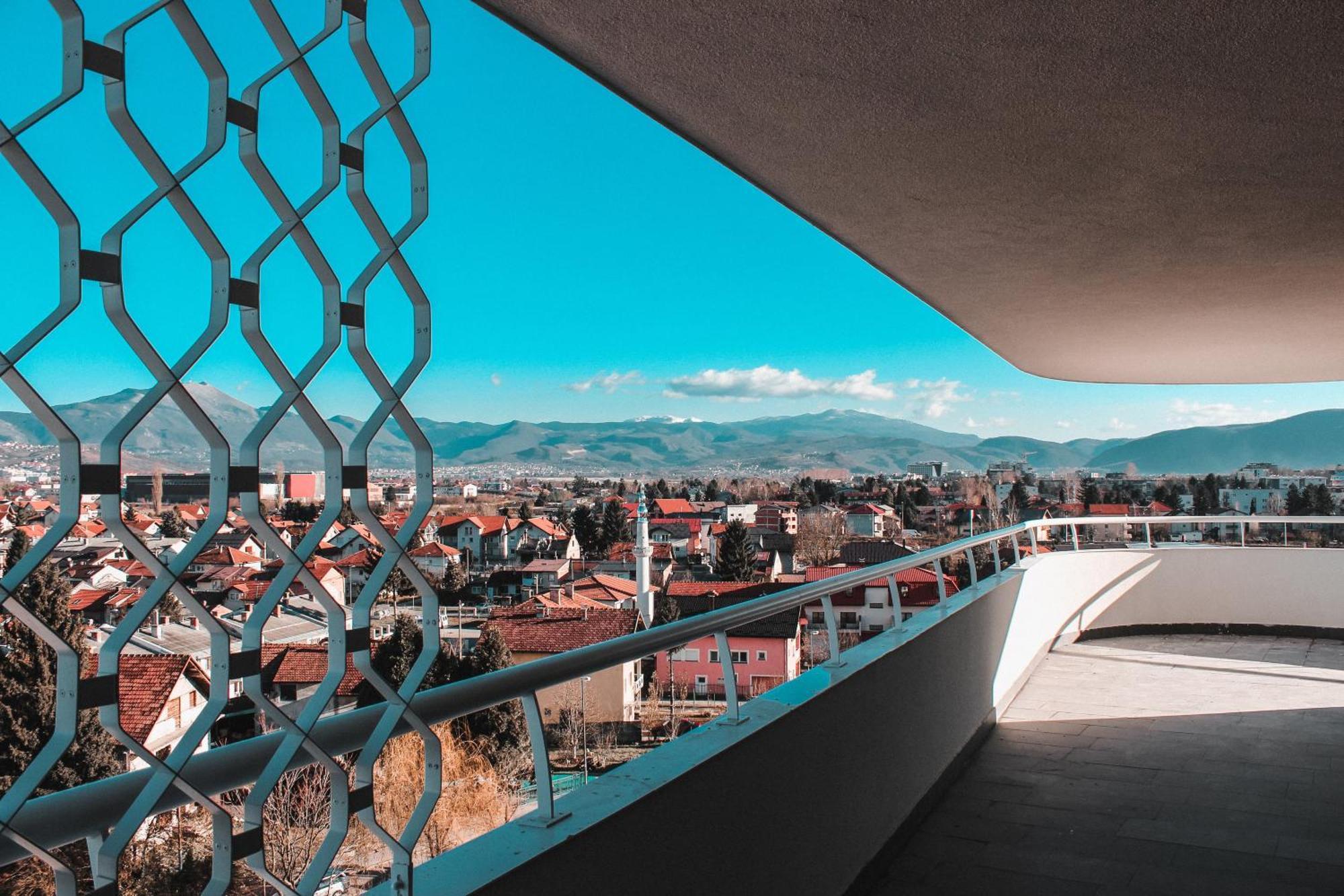 Sarajevo Waves Aparthotel Exterior photo